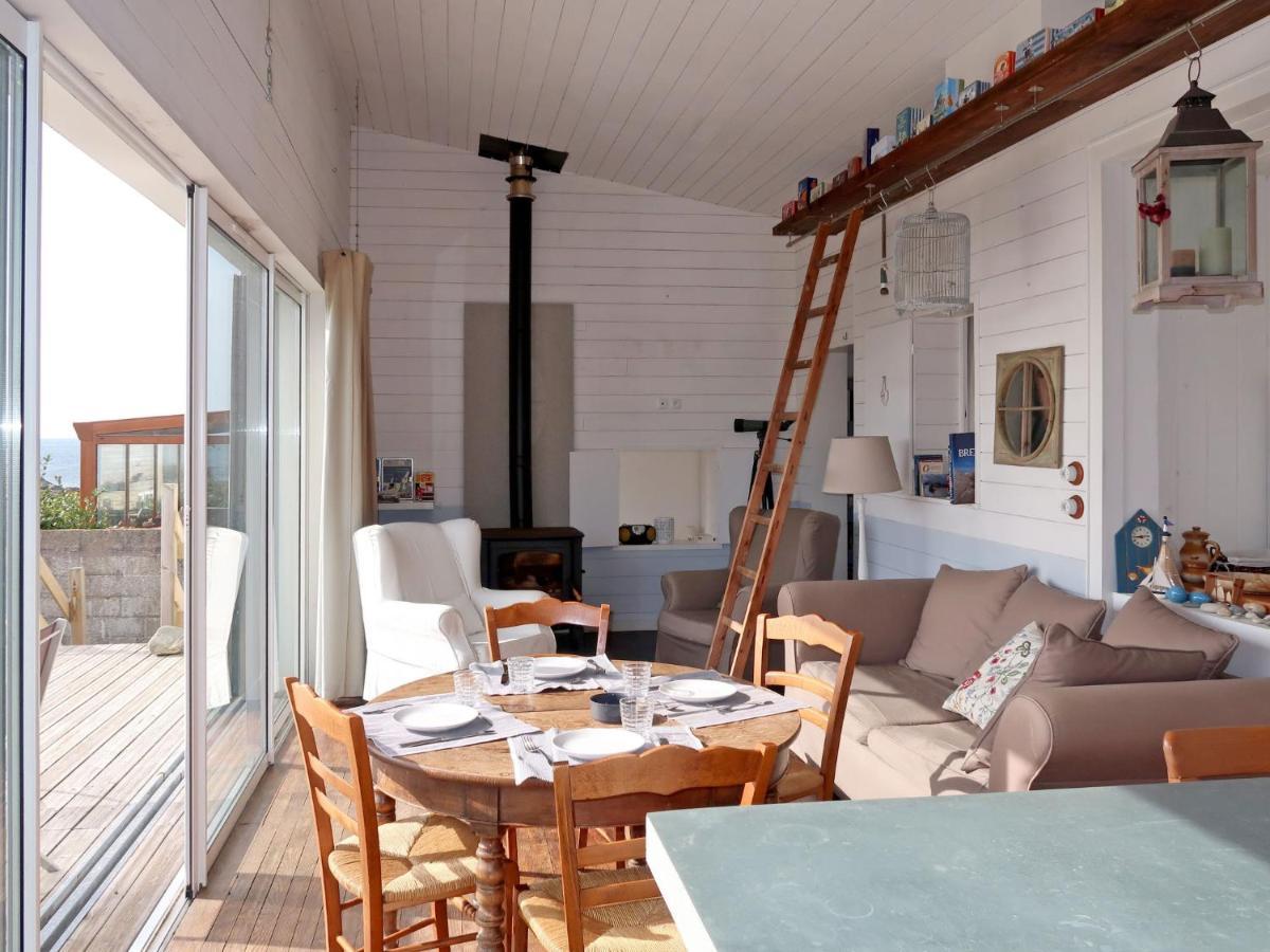 Holiday Home Maison D'En Haut - Ldt104 By Interhome Lanildut Eksteriør billede